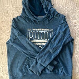 Women’s PUMA XL blue hoodie. Good condition. Lightweight.